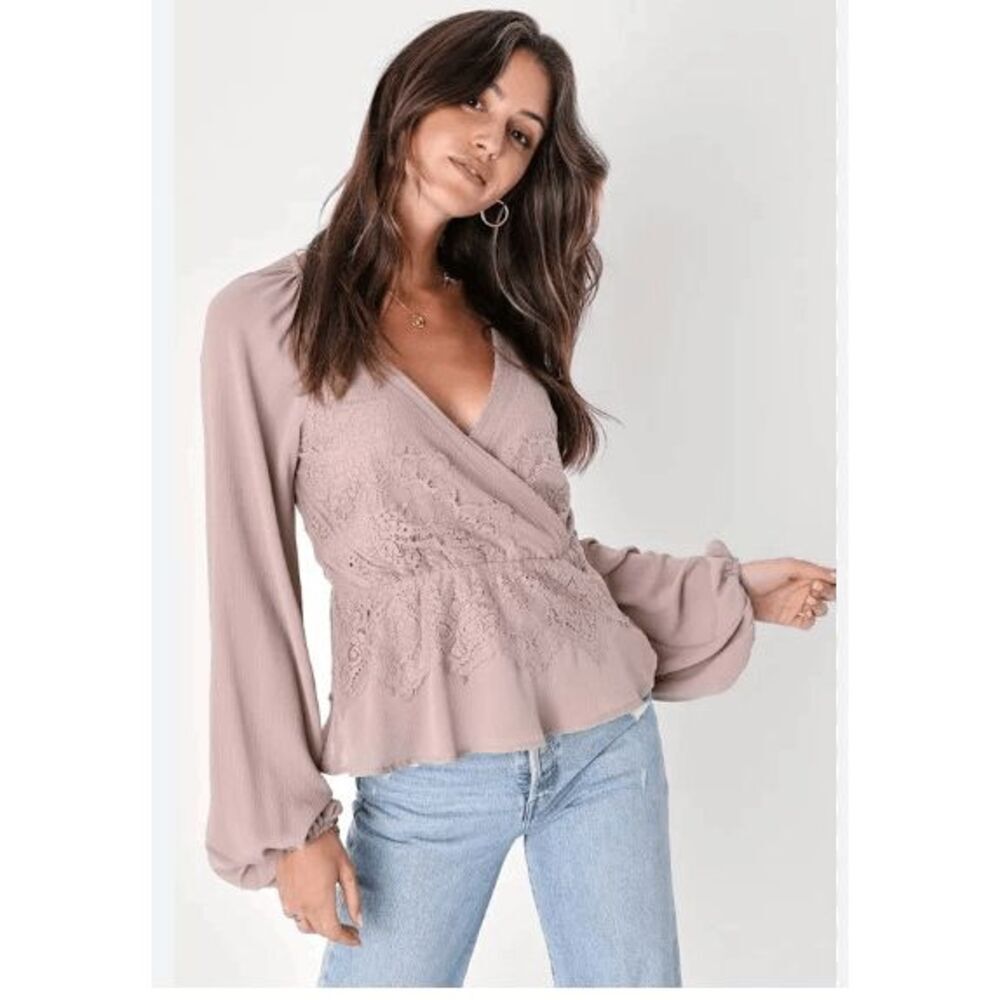 Lulus Women's Large Blush Taupe Sophie Lace Peplum Long Sleeve Blouse
